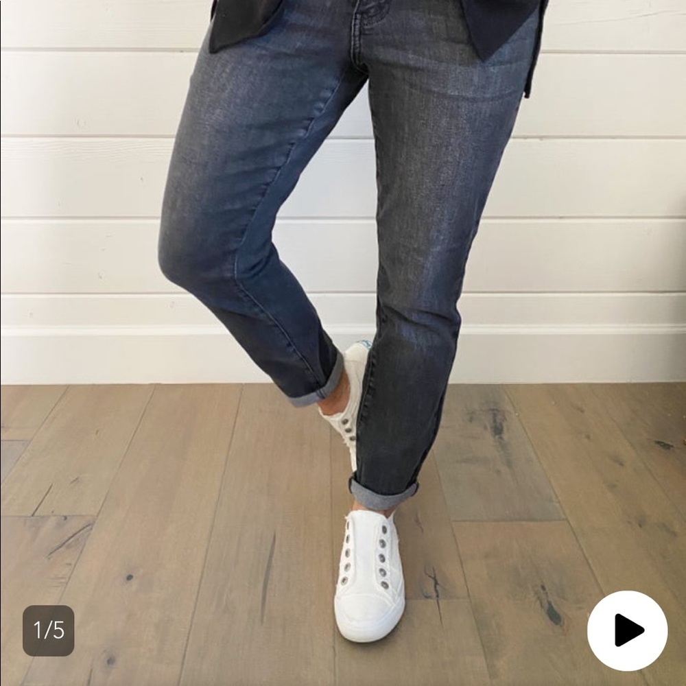 Judy Blue grey boyfriend jeans
